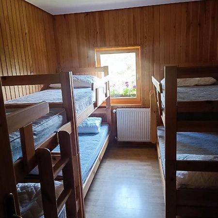 Valvasorjev Dom Pod Stolom Ostello Zirovnica Esterno foto